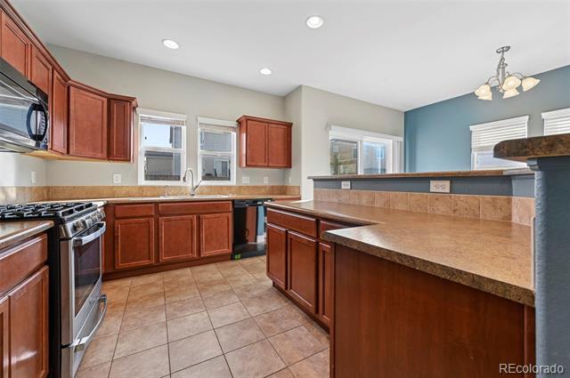Building Photo - 6914 Dusty Miller Way