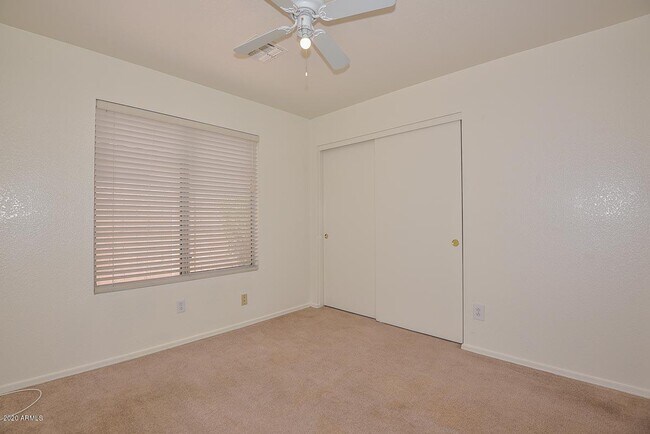 Building Photo - 7472 W Potter Dr