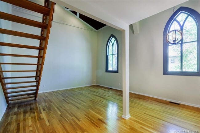 Building Photo - 161 Whitfield St