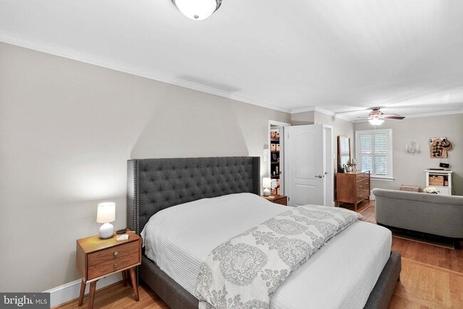 Building Photo - 521 S. Nursery Ave.