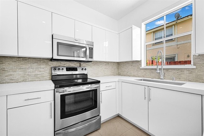 Building Photo - 12426 SW 122nd St