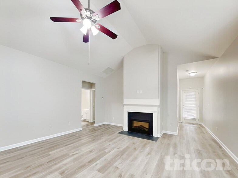 Building Photo - 7802 Bluefin Trail