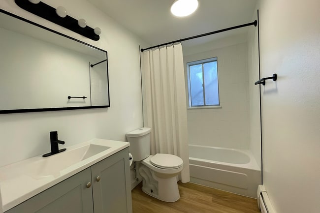 Building Photo - 12121 W Nevada Dr