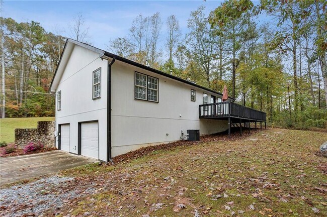 Building Photo - 6365 Union Hill Rd