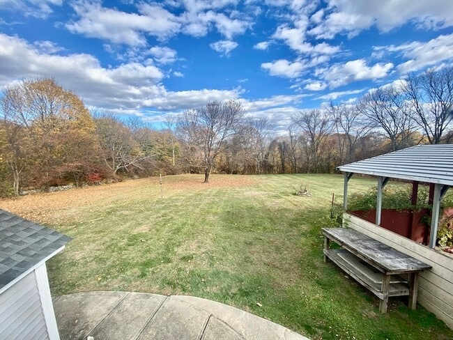 Building Photo - 618 Boston Rd