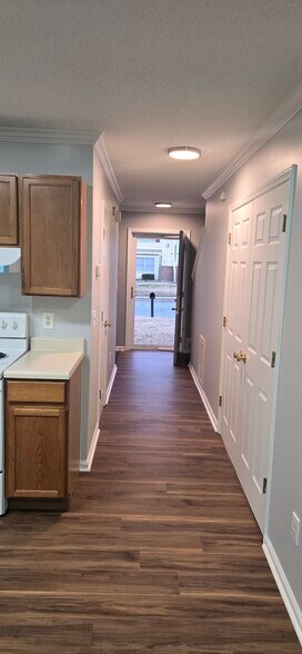 Building Photo - 3606 Bethany Trce