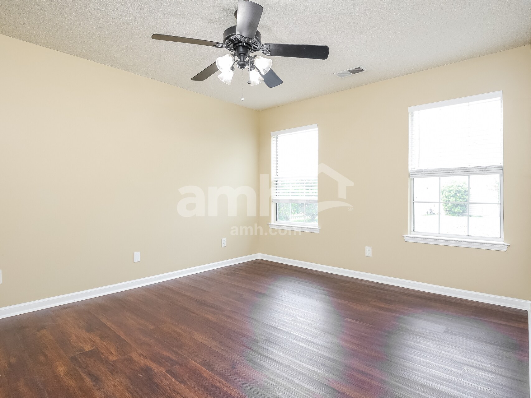 Building Photo - 194 Stoney Xing