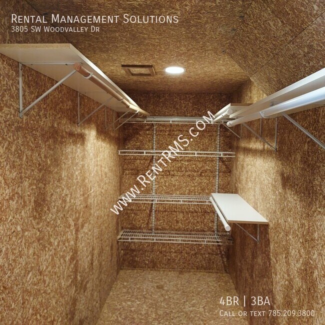 Building Photo - 3805 SW Wood Valley Dr