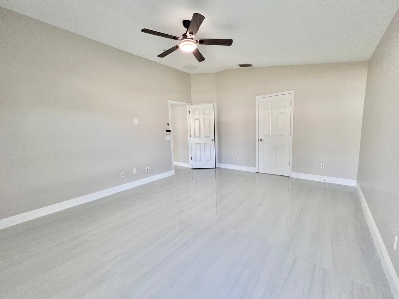 Building Photo - 7547 Terrace River Dr