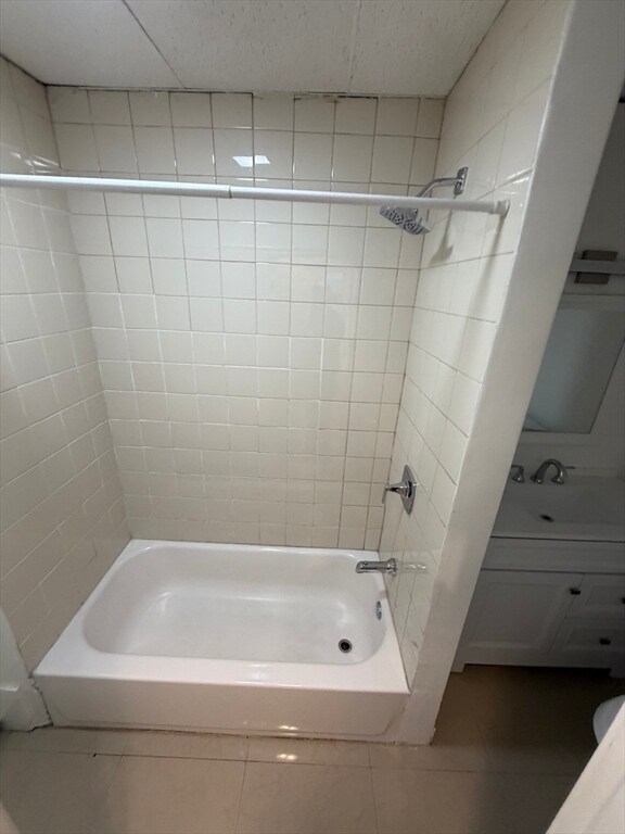 Building Photo - 83 Chelsea St