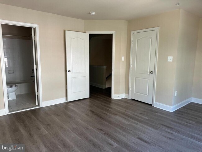 Building Photo - 11904 Weybridge Lane