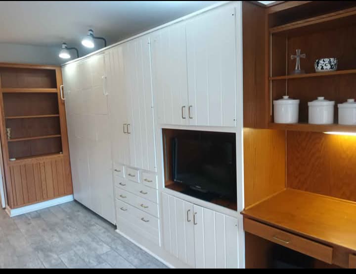Built-in desk and organizer. Great for college study time or working from home - 1021 Arlington Blvd