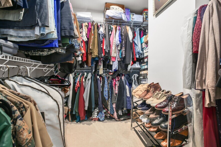 Building Photo - 1721 Beech Leaf St