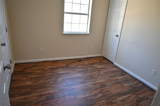 Building Photo - 6327 Cooper St