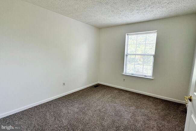 Building Photo - 1520 Murray Pl