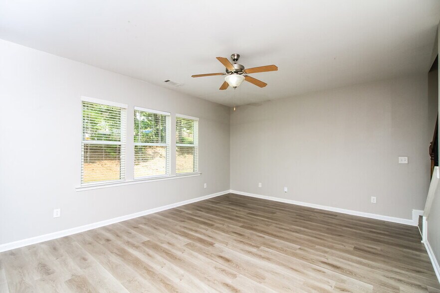 Building Photo - 289 Darbys Run Ct