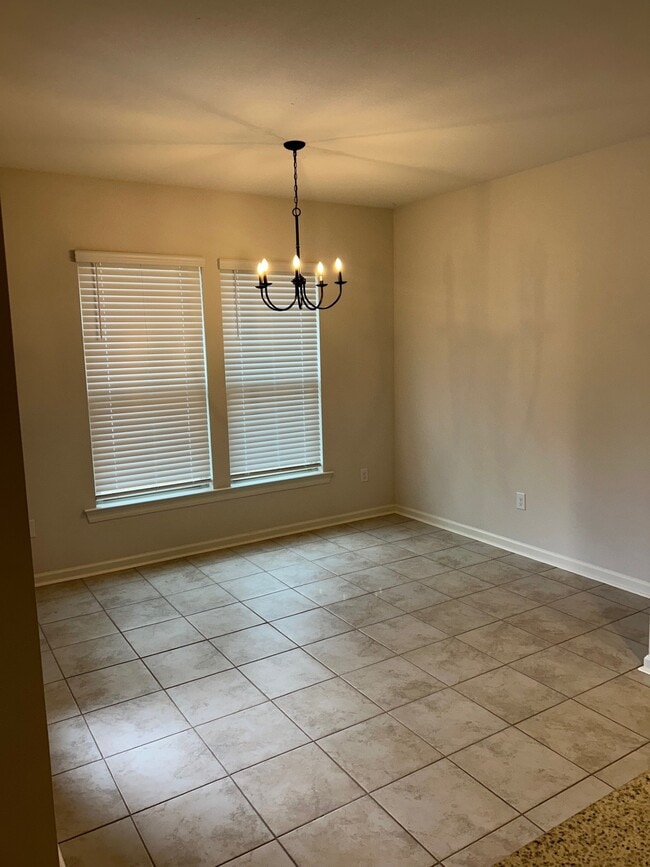 Building Photo - 42176 Cat Tail Rd