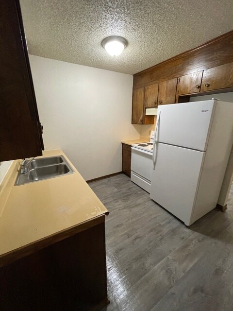 Building Photo - 1409 Wingwood Dr