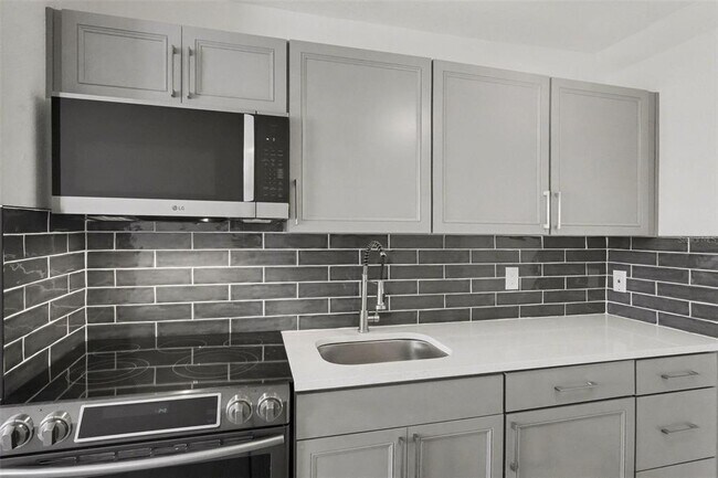 Building Photo - 767 Willie Mays Pkwy