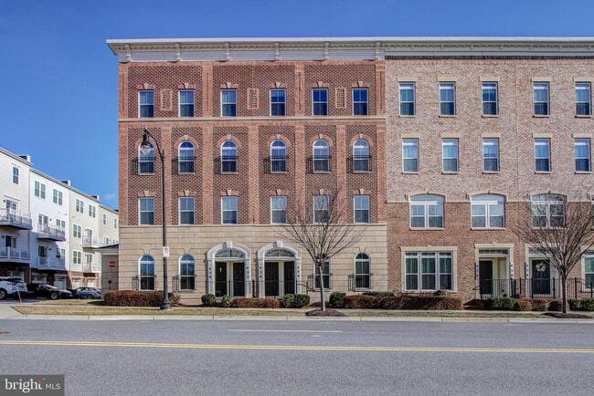 Building Photo - 426 Exchange Avenue