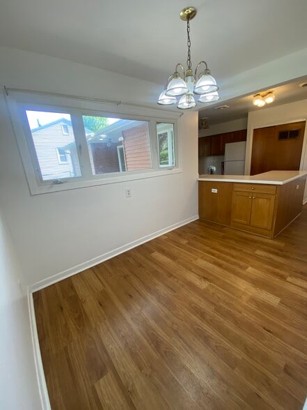 Building Photo - 1414 Central Ave