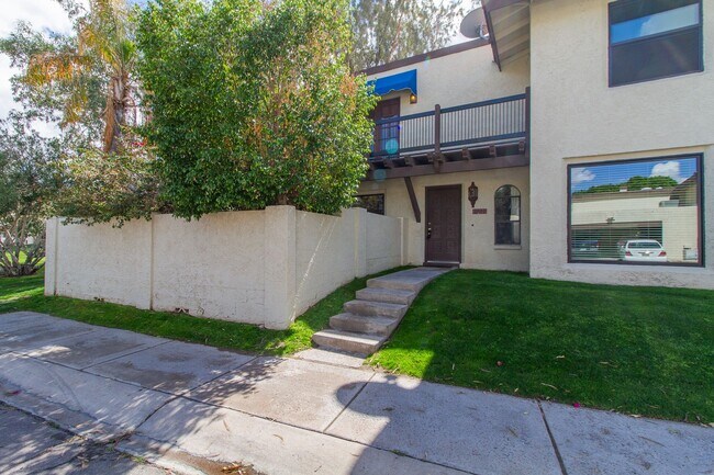 Primary Photo - EXCELLENT 2BED, 1.5BATH TOWNHOUSE LOCATED ...