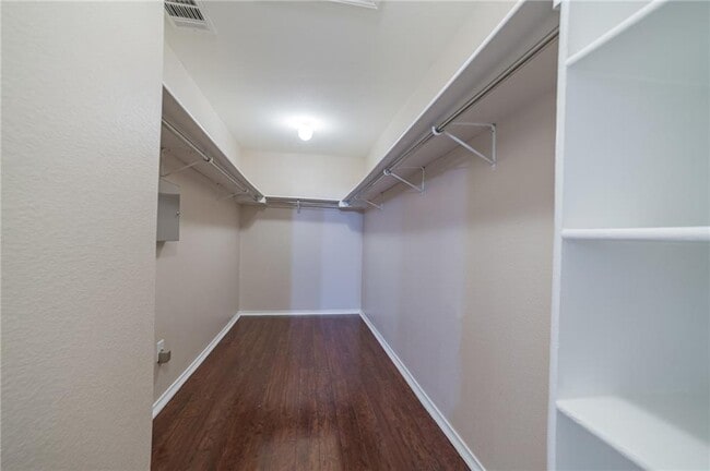 Building Photo - 11228 Pickard Ln