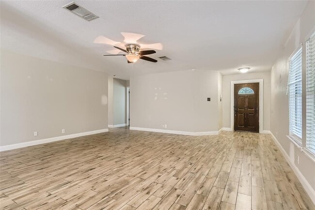 Building Photo - 1236 Dexford Dr