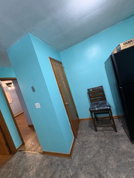 Building Photo - 58 High St