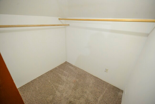 Building Photo - 2330 Old Richardson Hwy