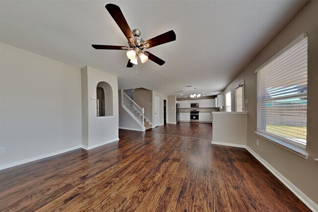 Building Photo - 32126 Willow Creek Park