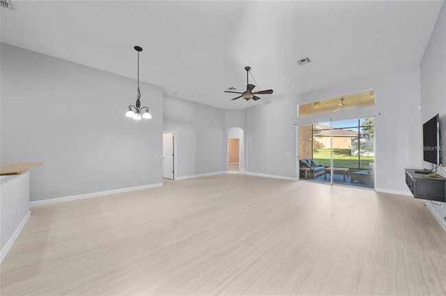 Building Photo - 3434 Bromfield Dr