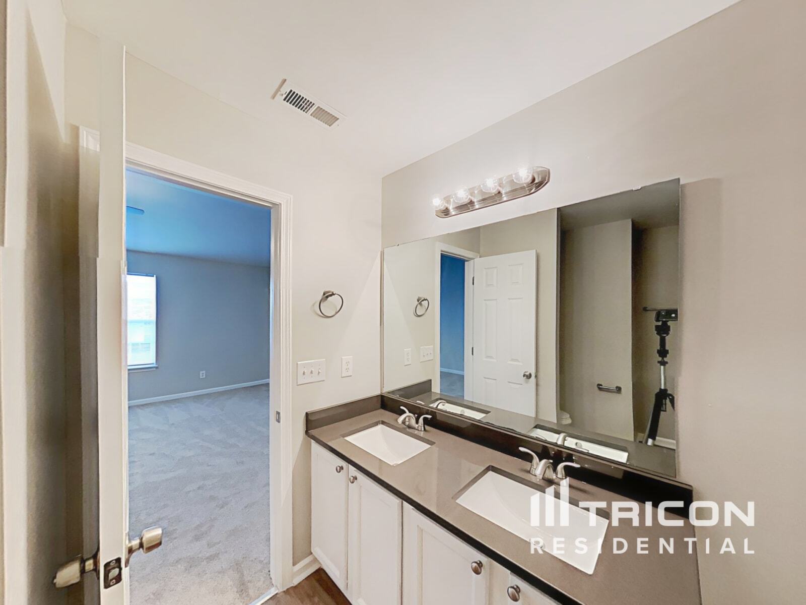 Building Photo - 3673 Watkins Ridge Ct