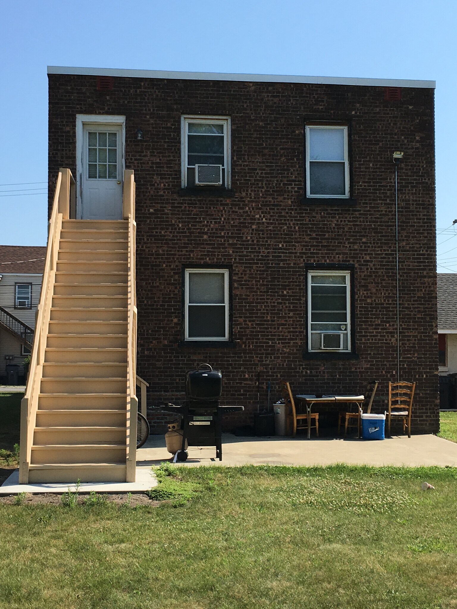 Building Photo - 12 Corning St