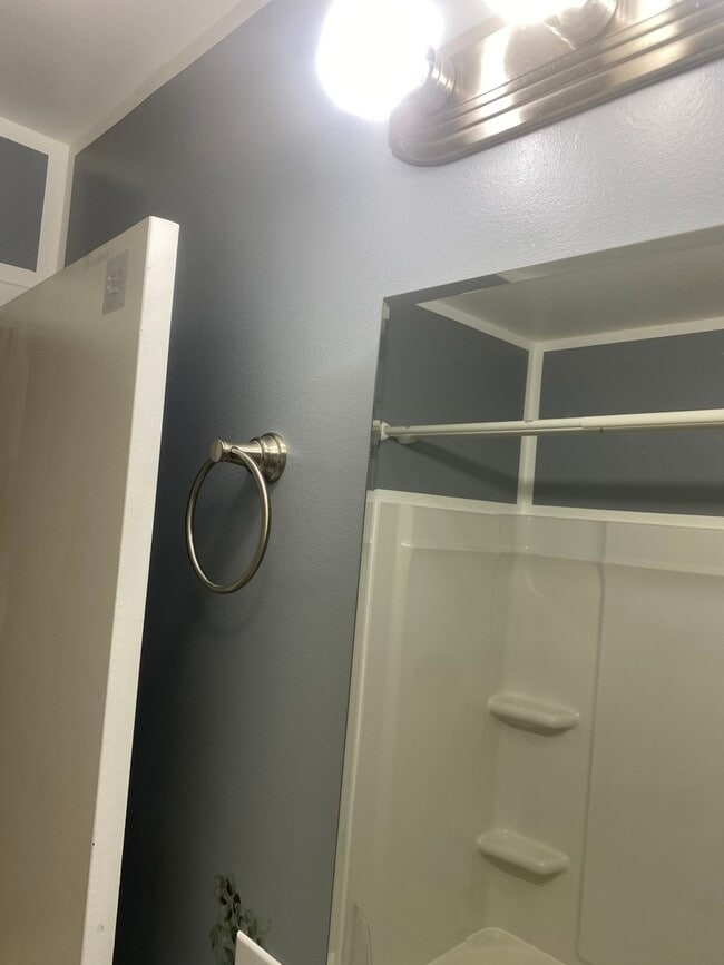 Building Photo - 156 Park Pl