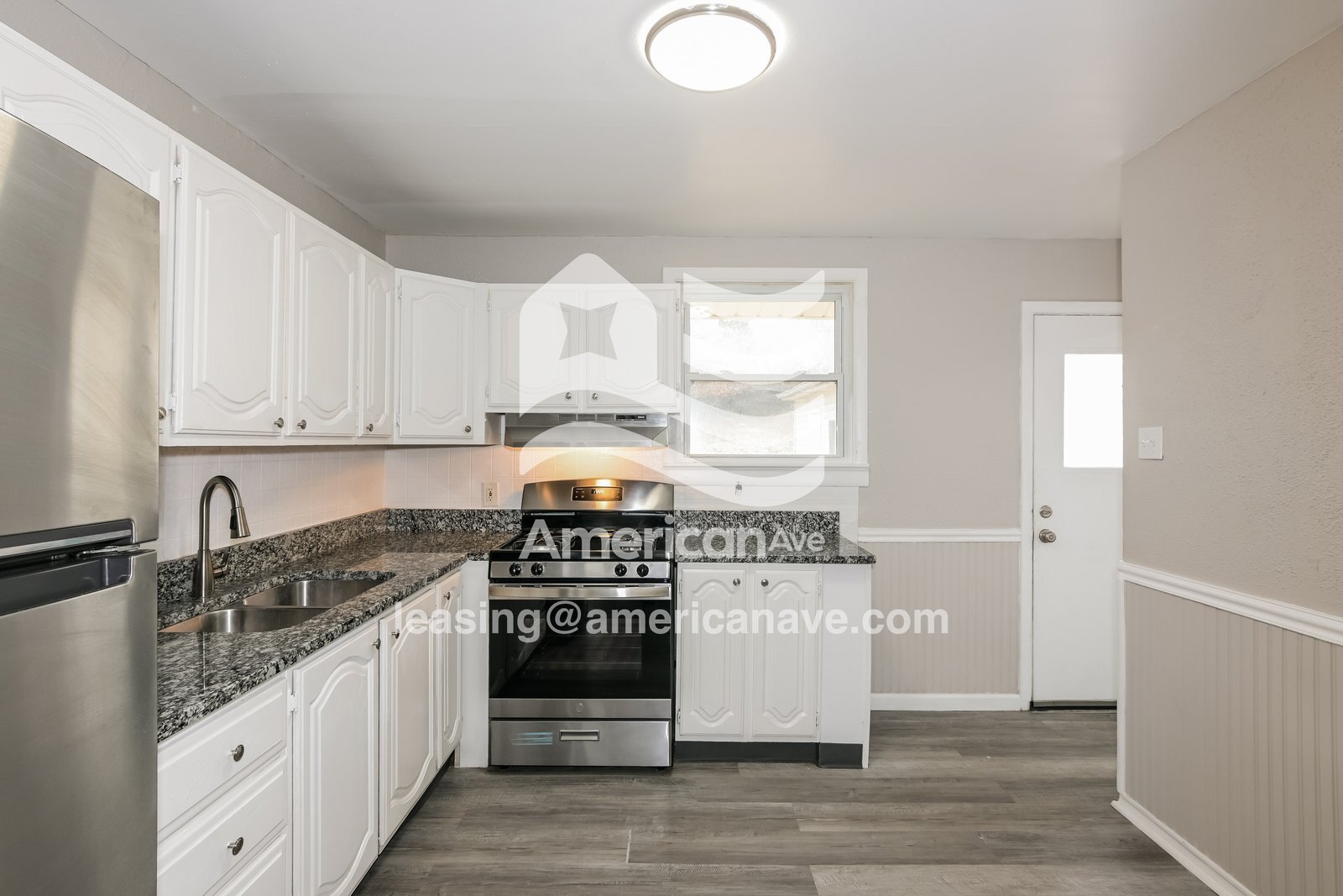 Building Photo - 1048 Renshaw Dr