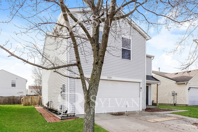 Building Photo - The living is easy in this 3 bedroom, 2.5 ...