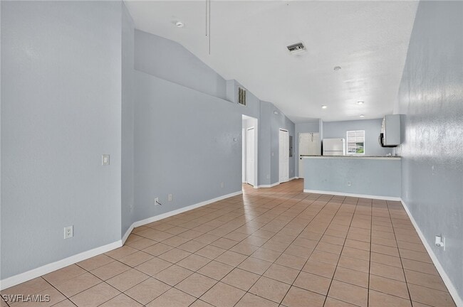 Building Photo - 4424 26th St SW