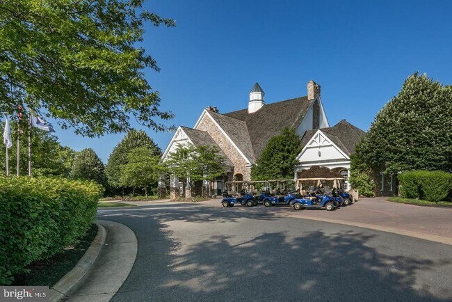 Building Photo - 13740 Piedmont Vista Dr
