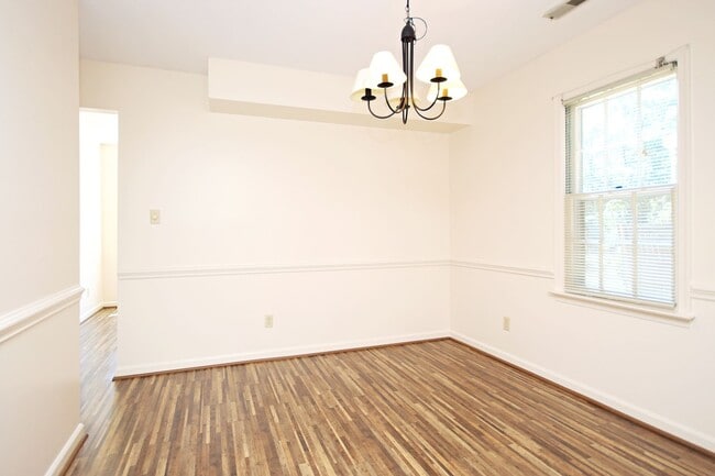 Building Photo - Brick Duplex With Convenient Rio Rd Location