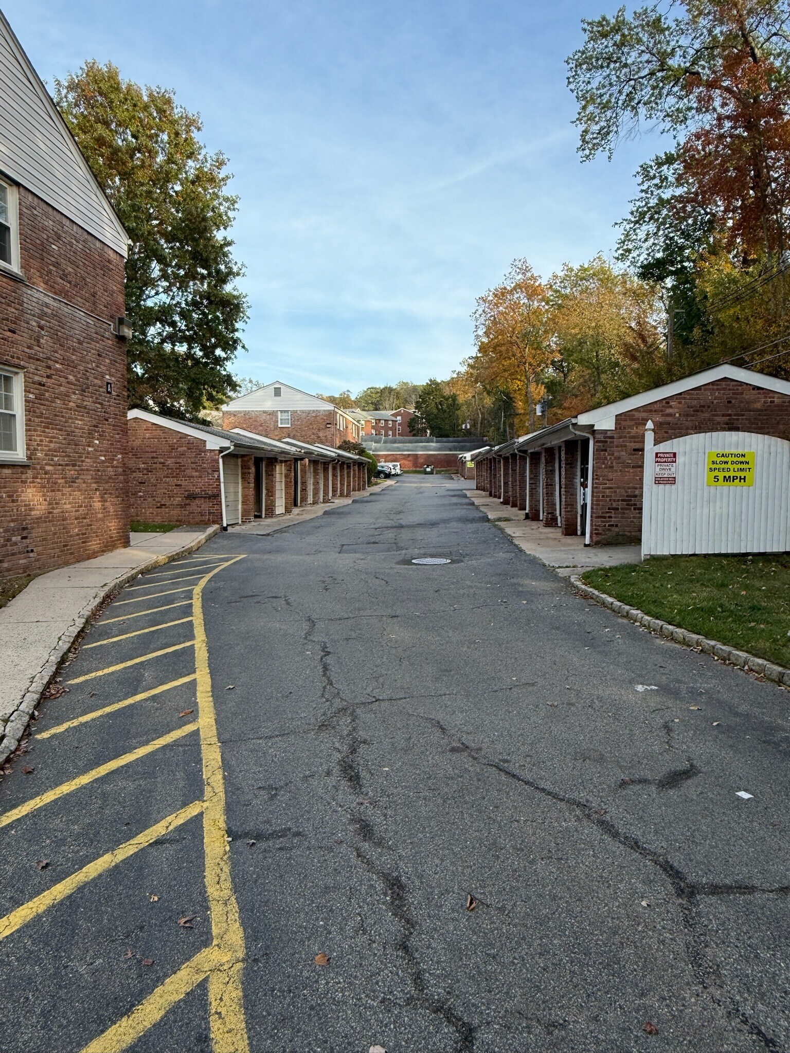 Building Photo - 139 Ridge Rd