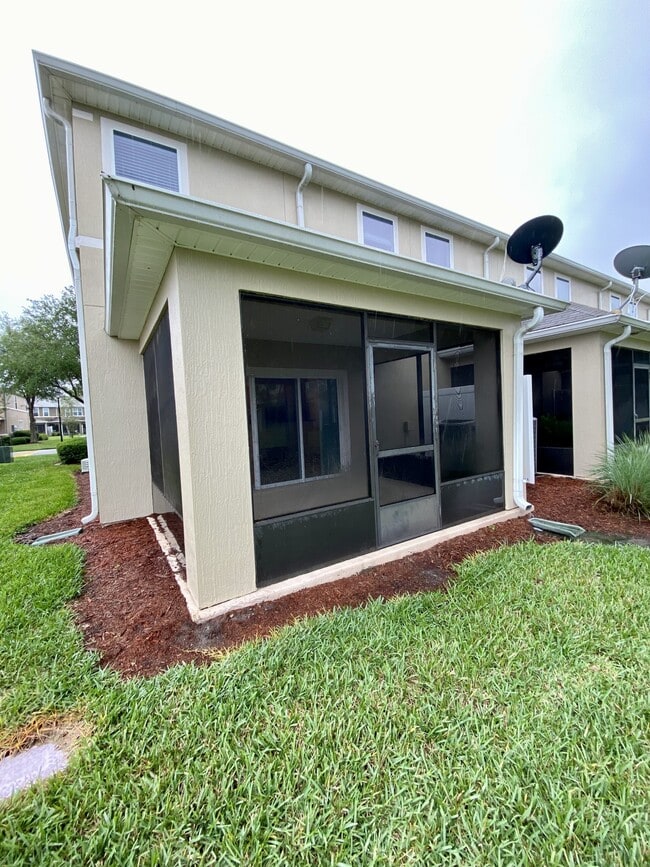 Building Photo - 12988 Spring Rain Rd