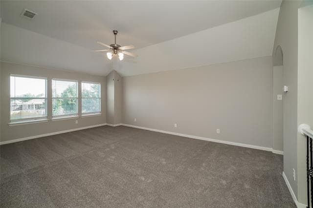 Building Photo - 700 Camellia Ct.