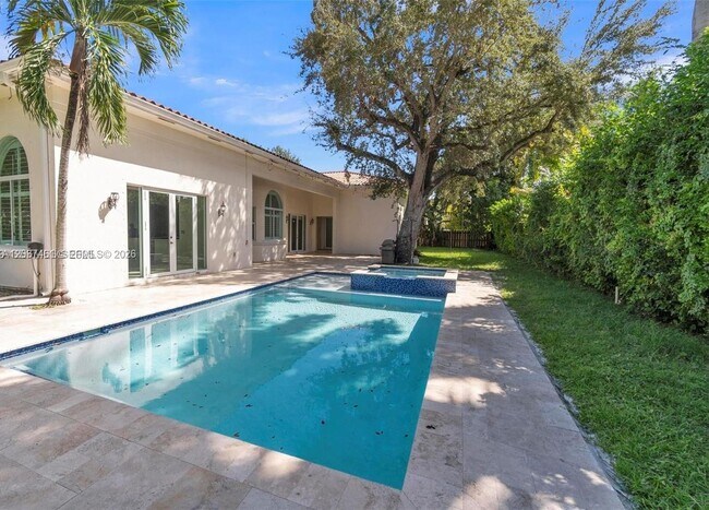 Building Photo - 17910 SW 80th Ave