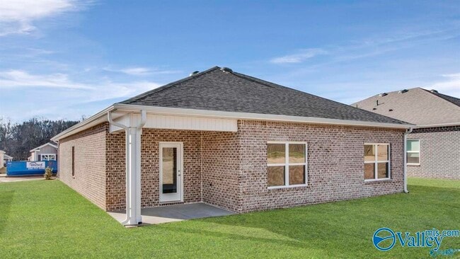 Building Photo - 28153 Saddle Spgs Dr NW