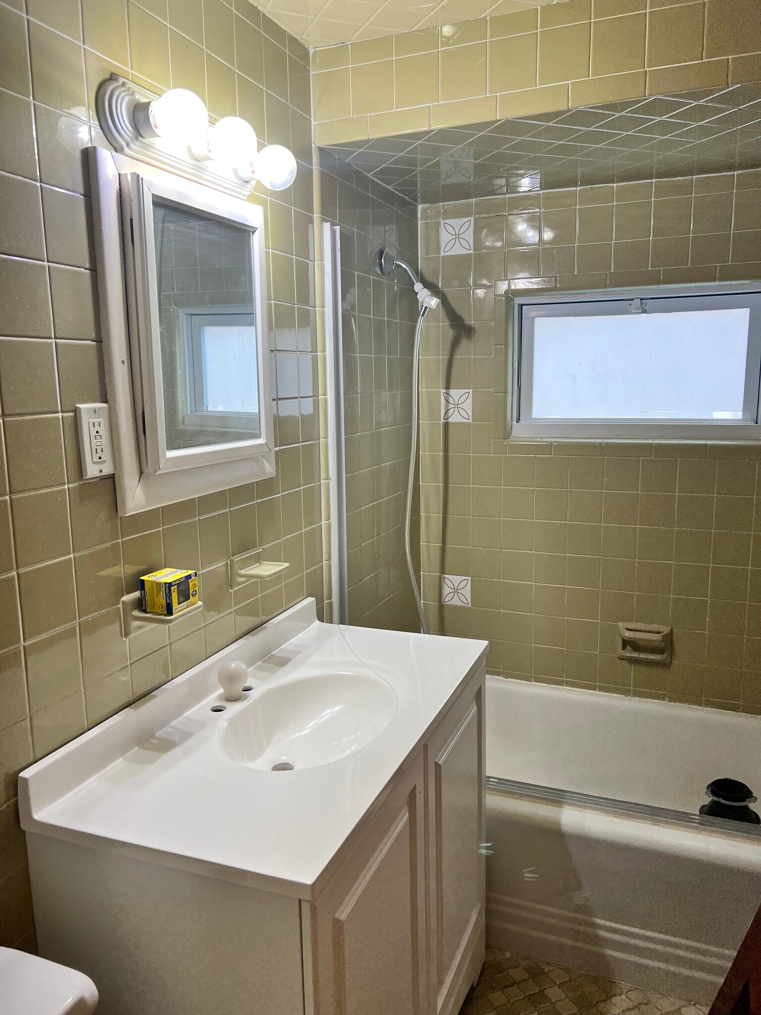 Building Photo - 48 Powder House Blvd