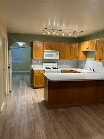 Building Photo - 218 W 1458 S