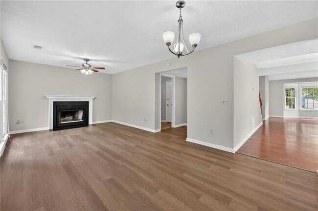 Building Photo - 12110 Greenmont Walk