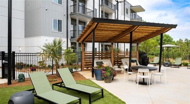 Building Photo - 6000 Ava Ave