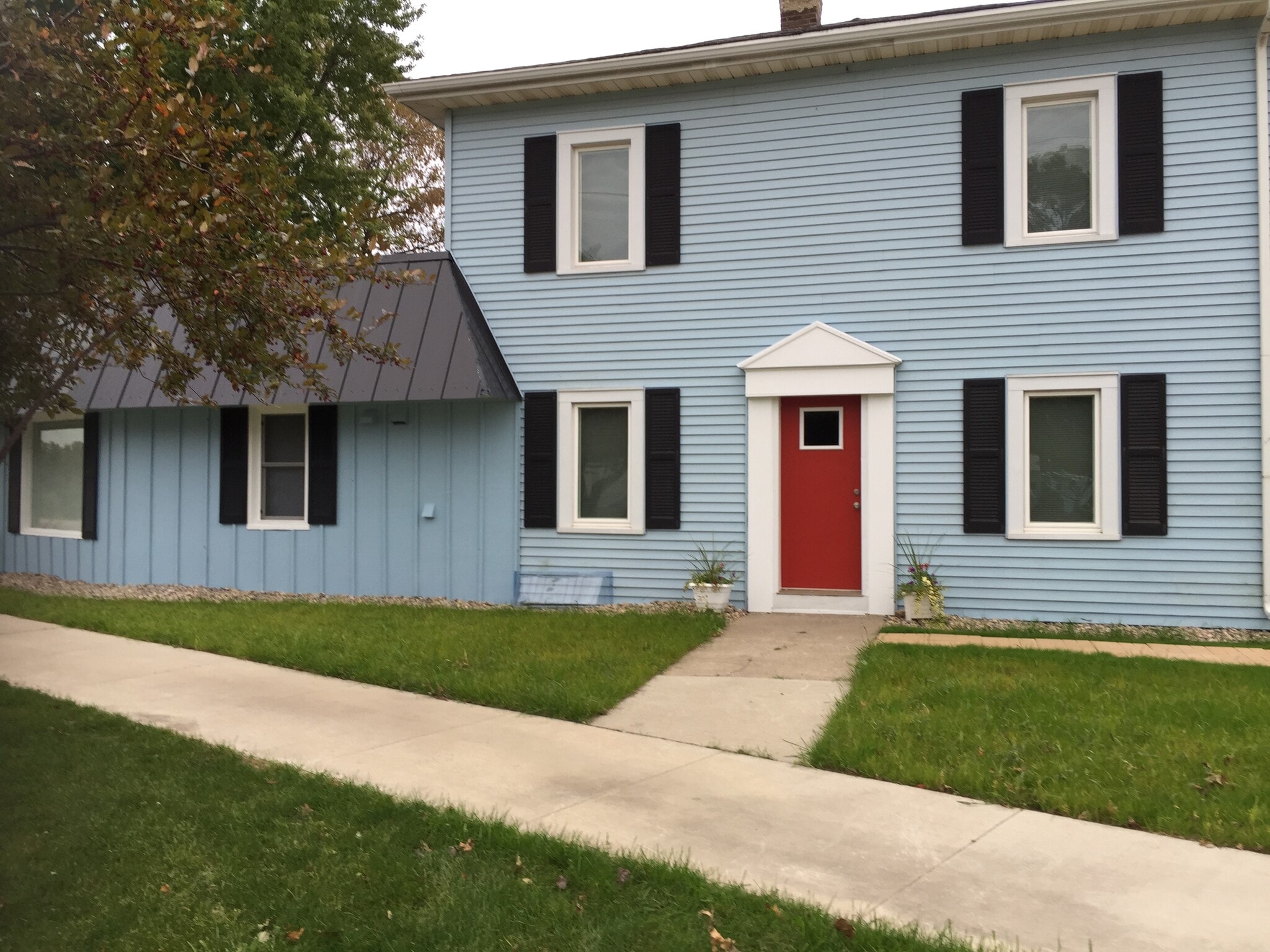 Apartment C entrance - 101 Parkway Ave